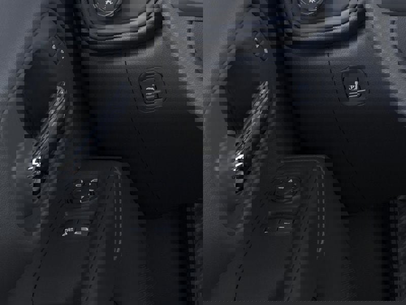 New 2025 GMC Sierra 2500 Pro w/ Convenience Package image 22