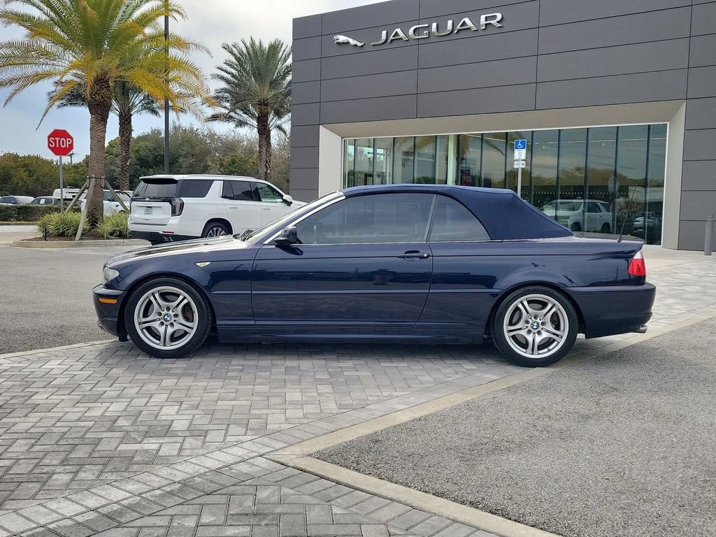 Used 2004 BMW 330Ci Convertible RWD image 2