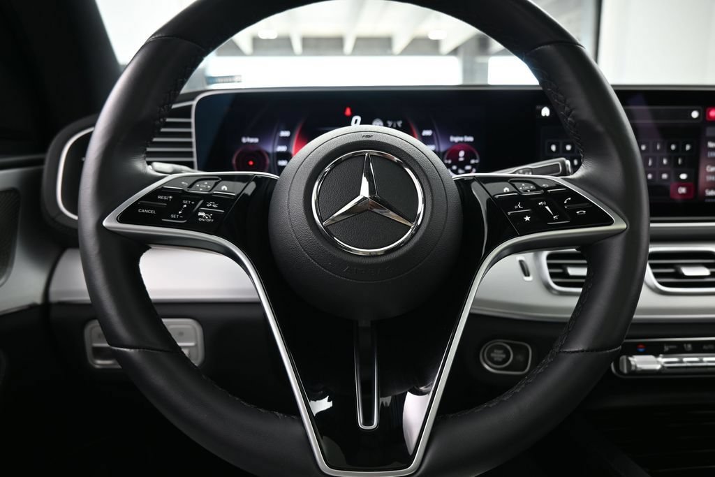 Used 2026 Mercedes-Benz GLE 350 4MATIC image 32