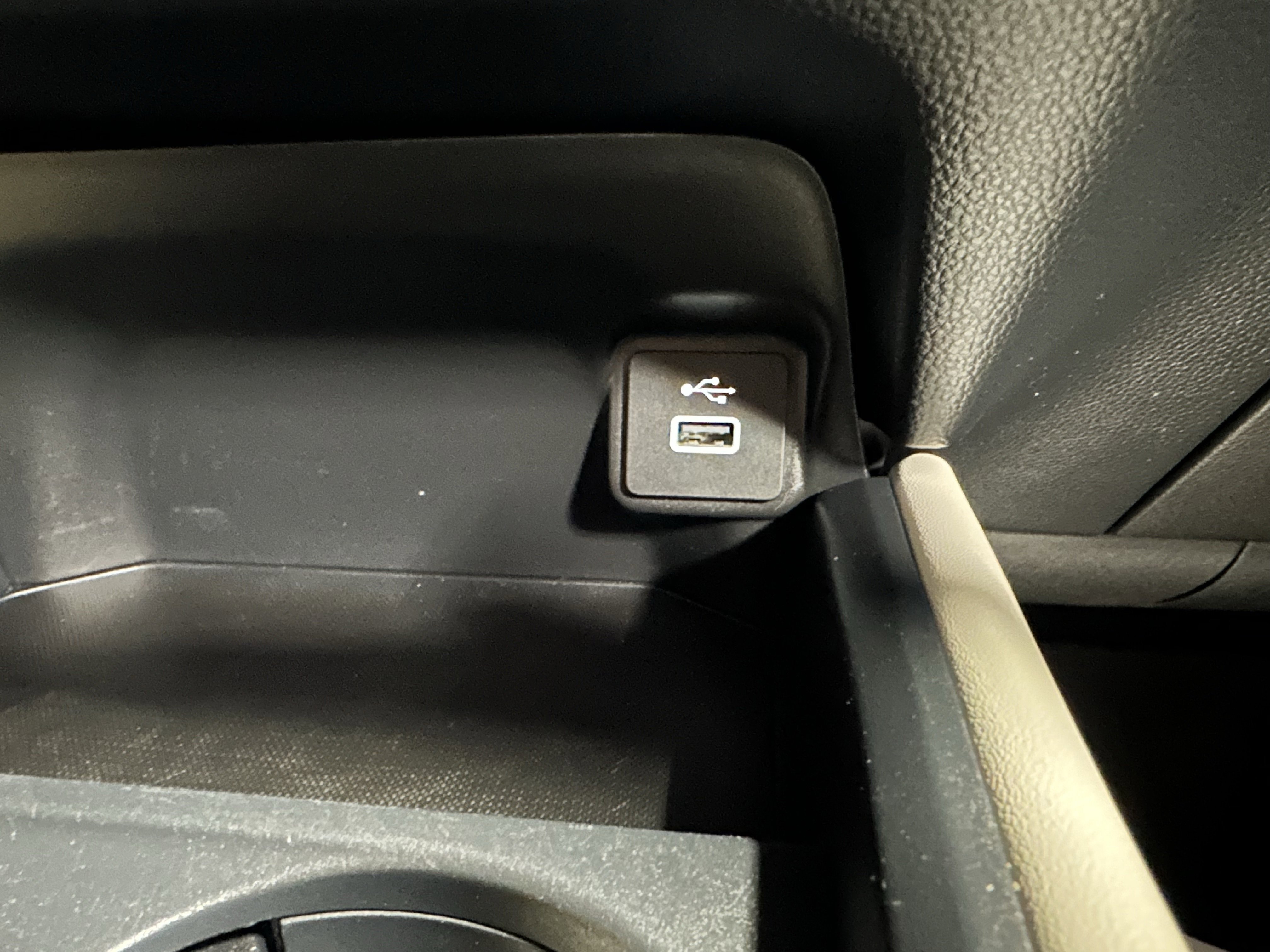 Used 2023 Honda HR-V LX image 15