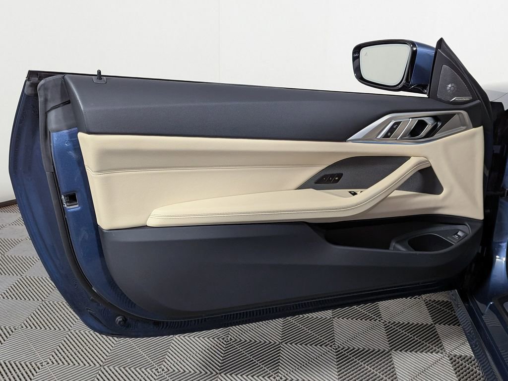 Used 2025 BMW 430i xDrive Coupe w/ Convenience Package image 13