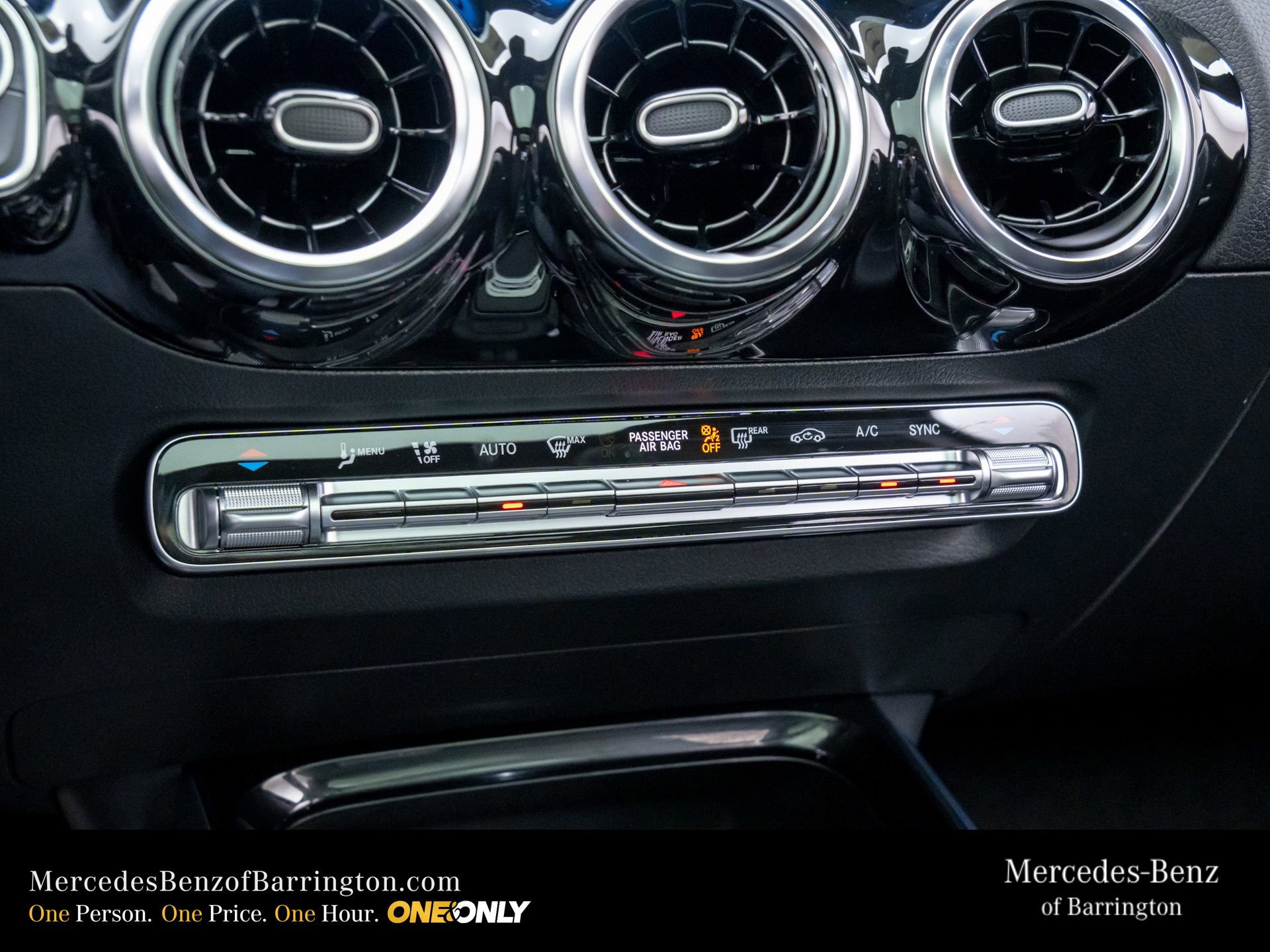 New 2026 Mercedes-Benz GLA 250 4MATIC image 26