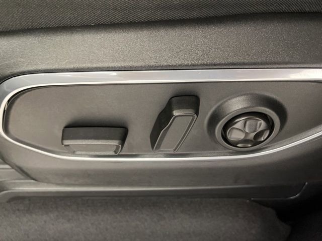 Used 2024 Jeep Wagoneer L Series II w/ Flexible Seating Group image 19