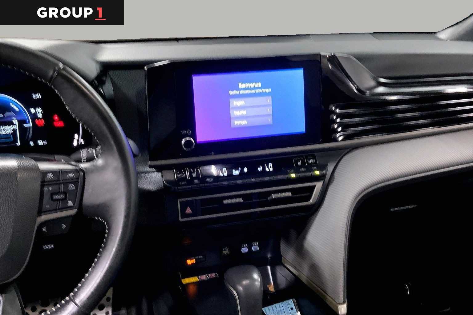 Certified 2025 Toyota Camry SE w/ Convenience Package AWD/4WD image 7