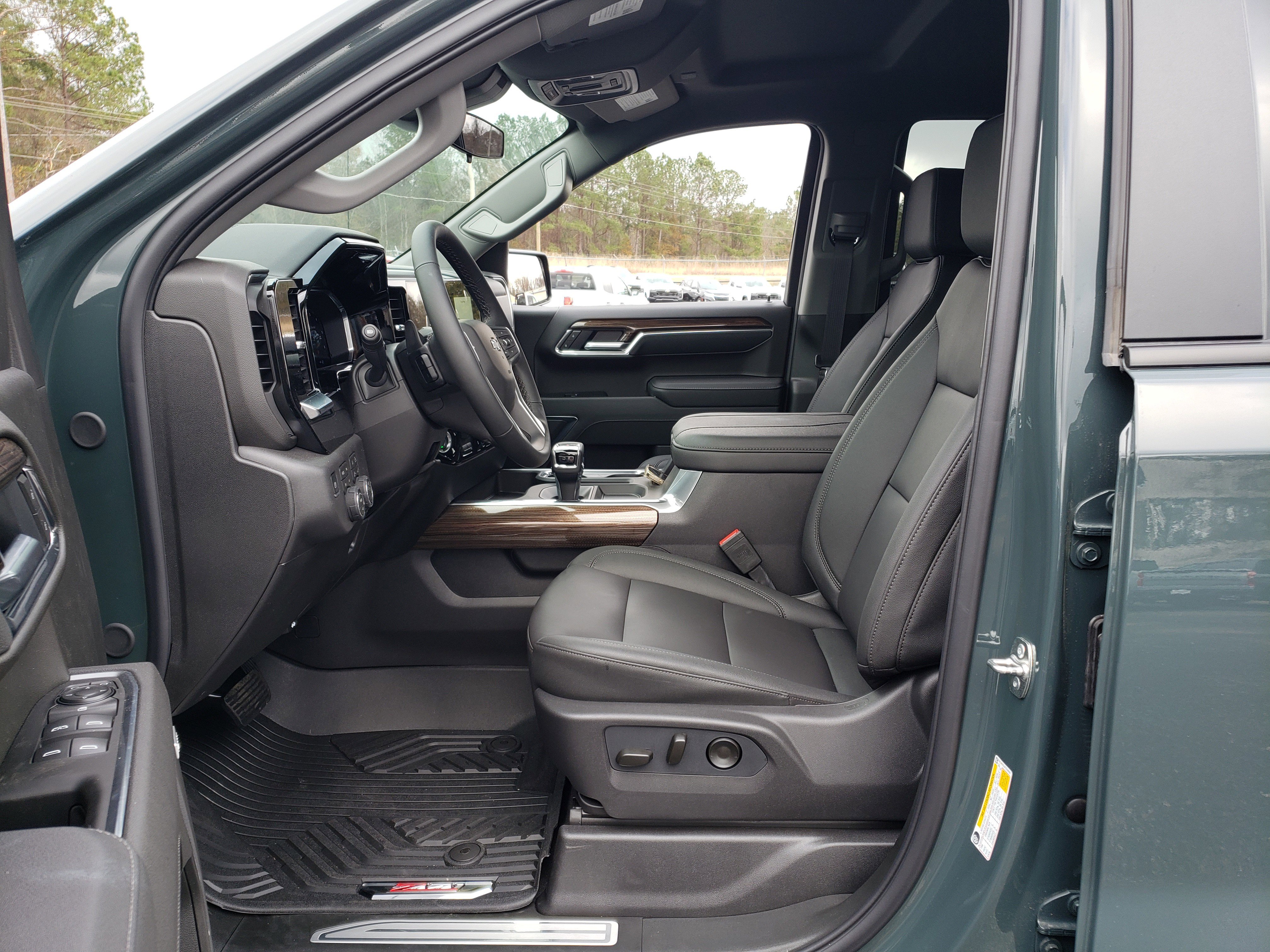 New 2026 Chevrolet Silverado 1500 LT Trail Boss w/ LT Trail Boss Premium Package image 30