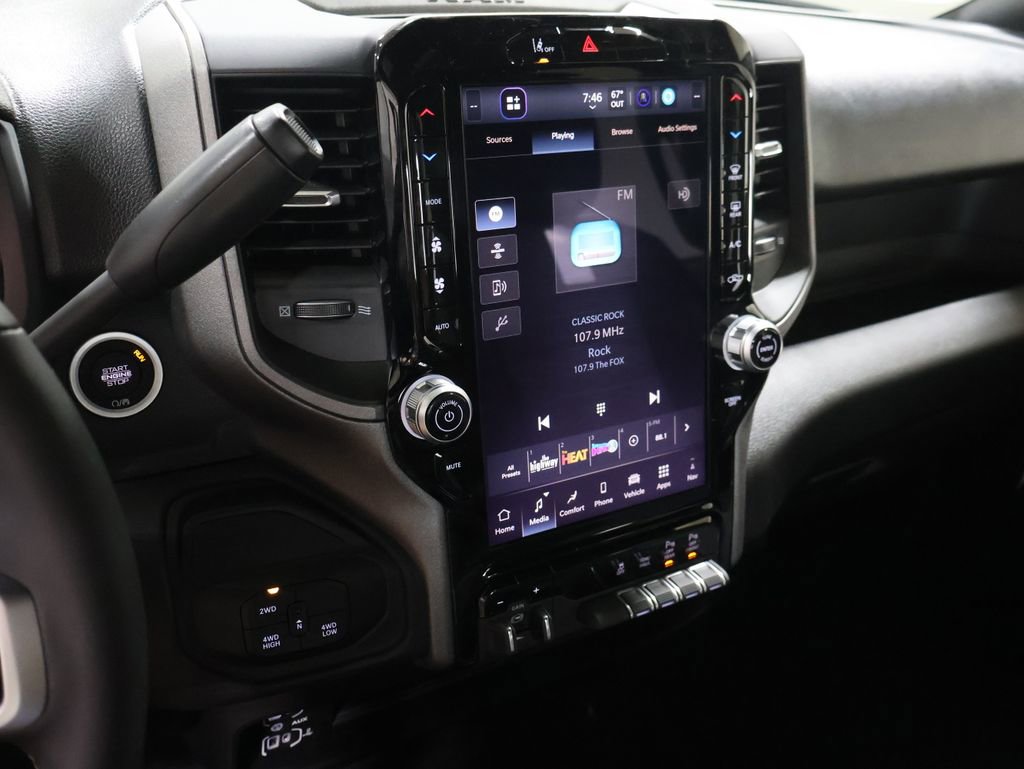 New 2026 RAM 2500 Tradesman AWD/4WD image 19