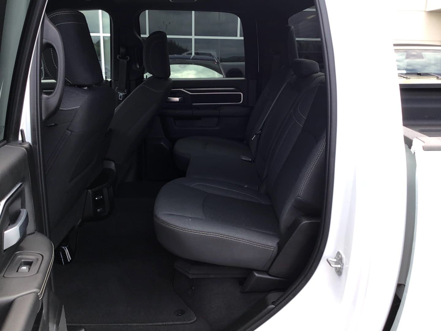 Certified 2025 RAM 2500 Big Horn AWD/4WD image 8