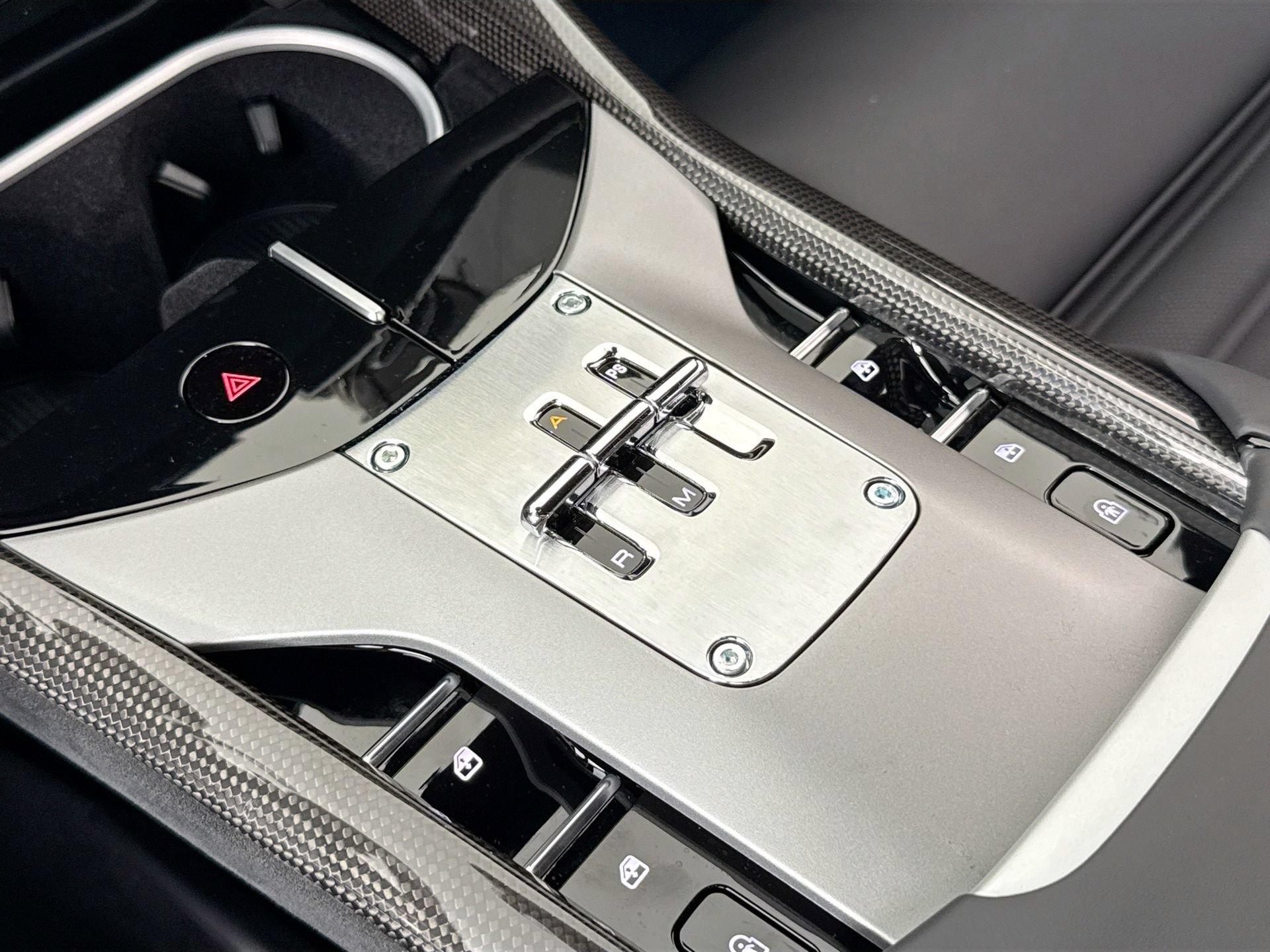 Certified 2025 Ferrari Purosangue AWD/4WD image 14