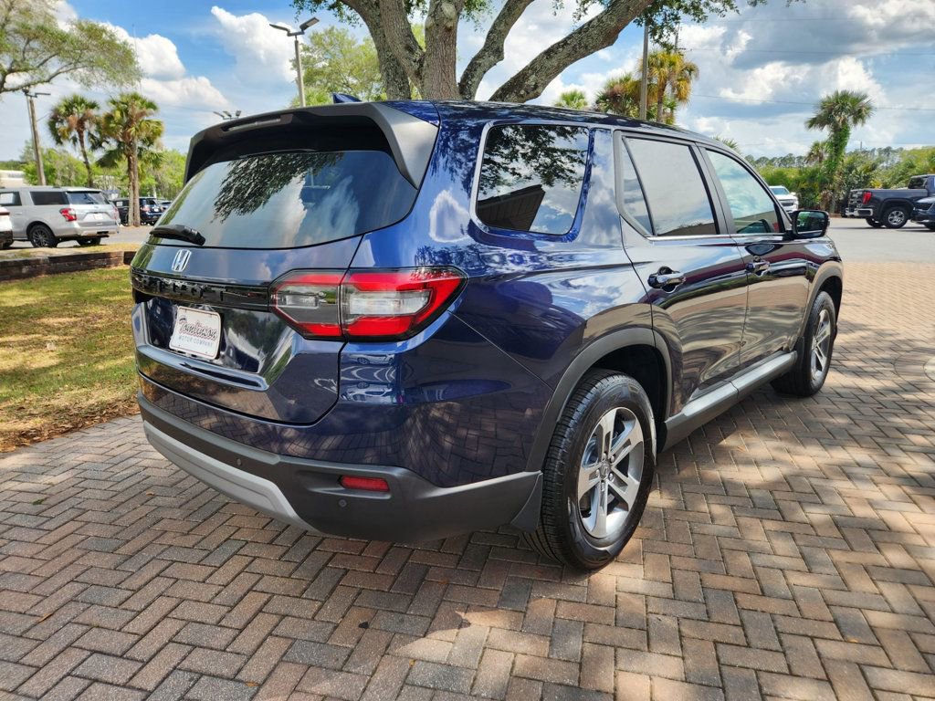Used 2025 Honda Pilot EX-L image 6