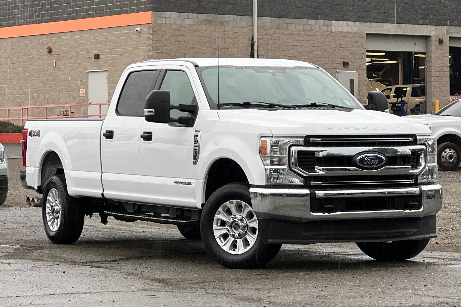 Certified 2022 Ford F250 XLT image 2