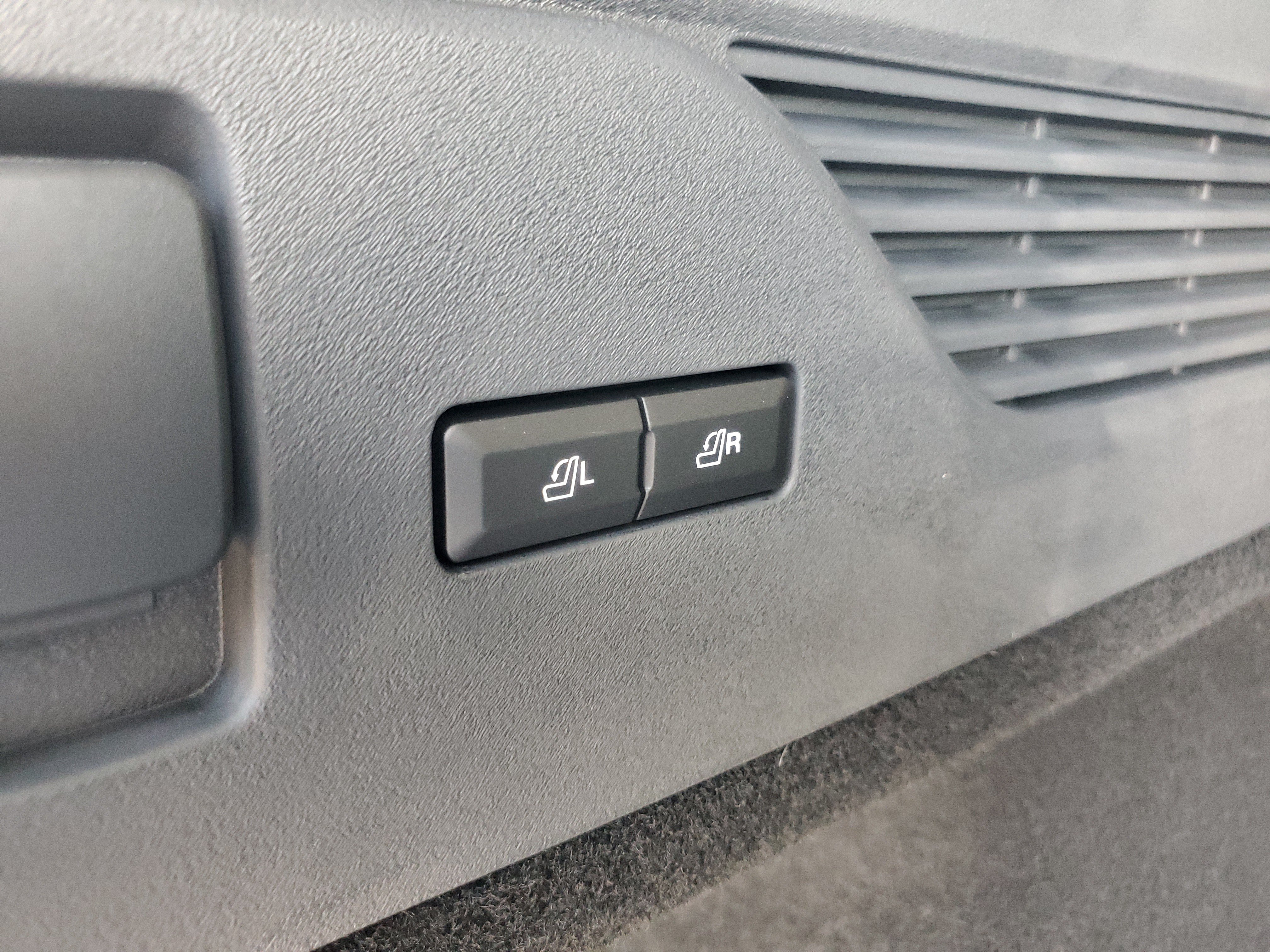 New 2026 Lincoln Nautilus Reserve AWD/4WD image 8