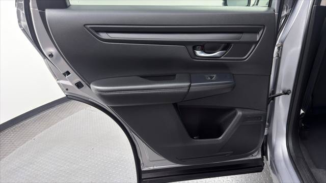 Used 2023 Honda CR-V EX image 16