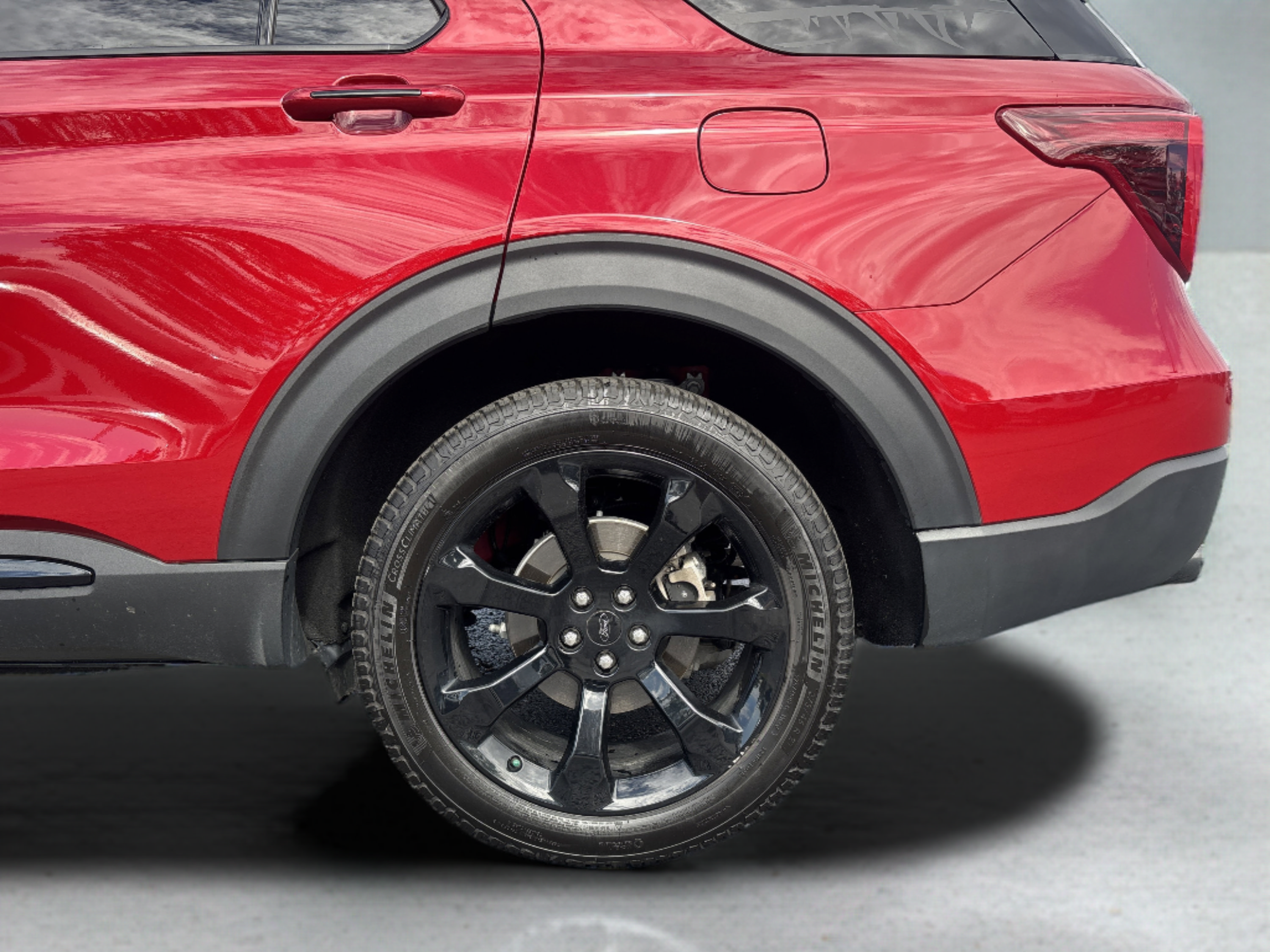 Used 2023 Ford Explorer ST-Line w/ Class IV Trailer Tow Package AWD/4WD image 33