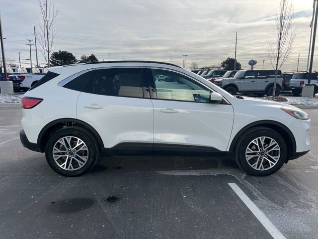 Used 2022 Ford Escape SEL image 4