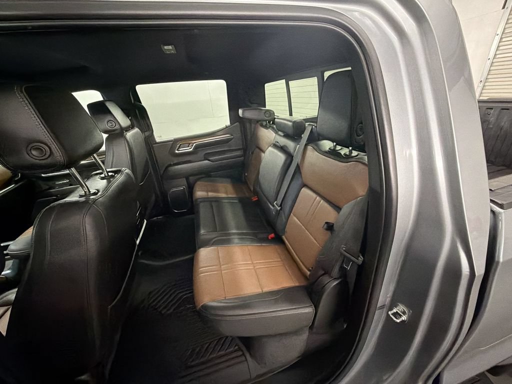 Used 2024 Chevrolet Silverado 1500 High Country w/ Max Trailering Package AWD/4WD image 25