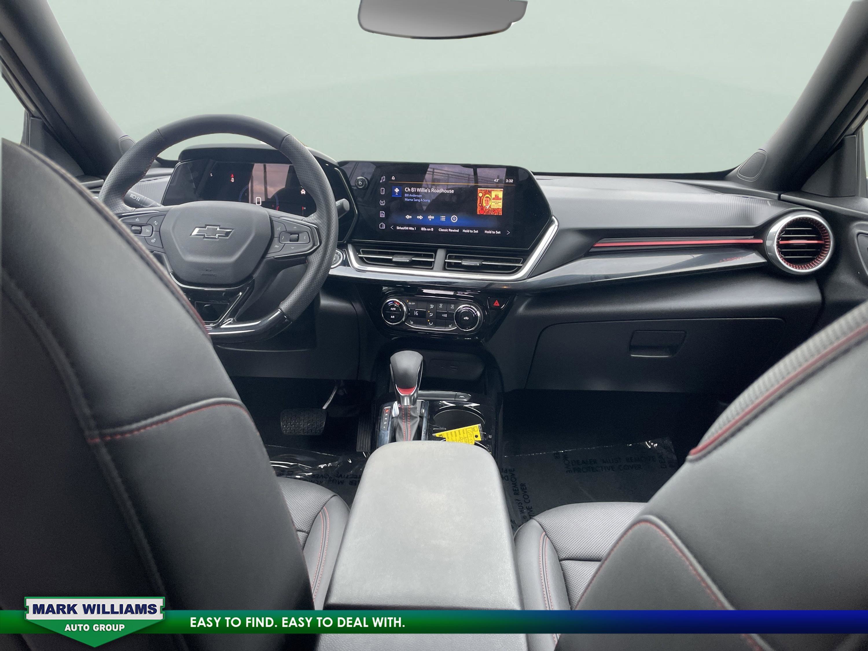 Used 2024 Chevrolet Trax RS image 30