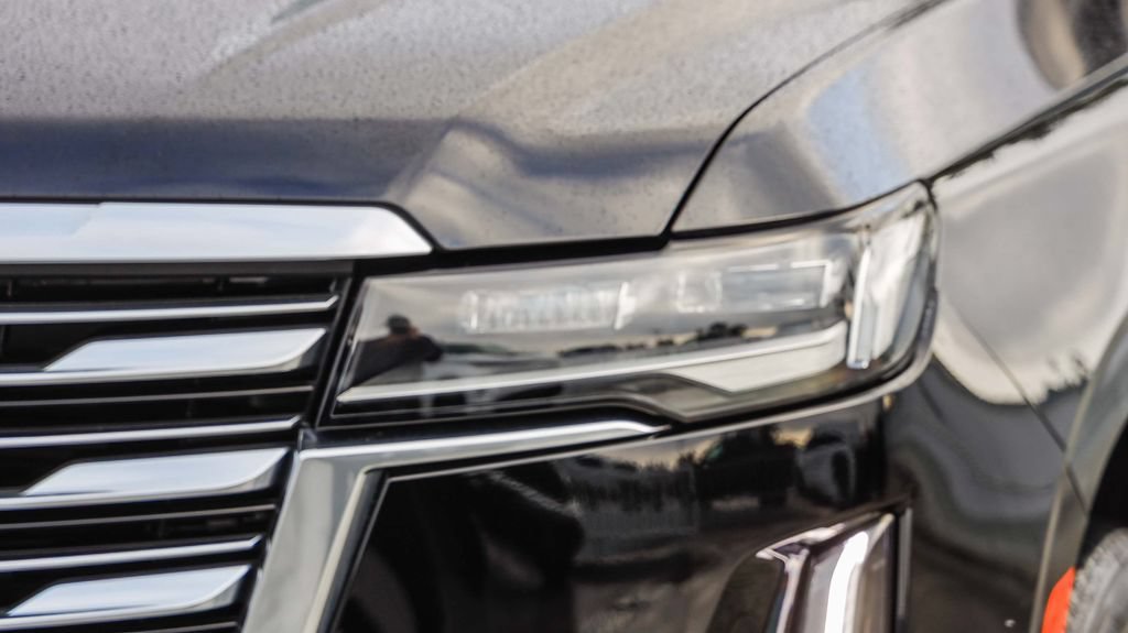 Used 2024 Cadillac Escalade ESV Premium Luxury Platinum AWD/4WD image 5