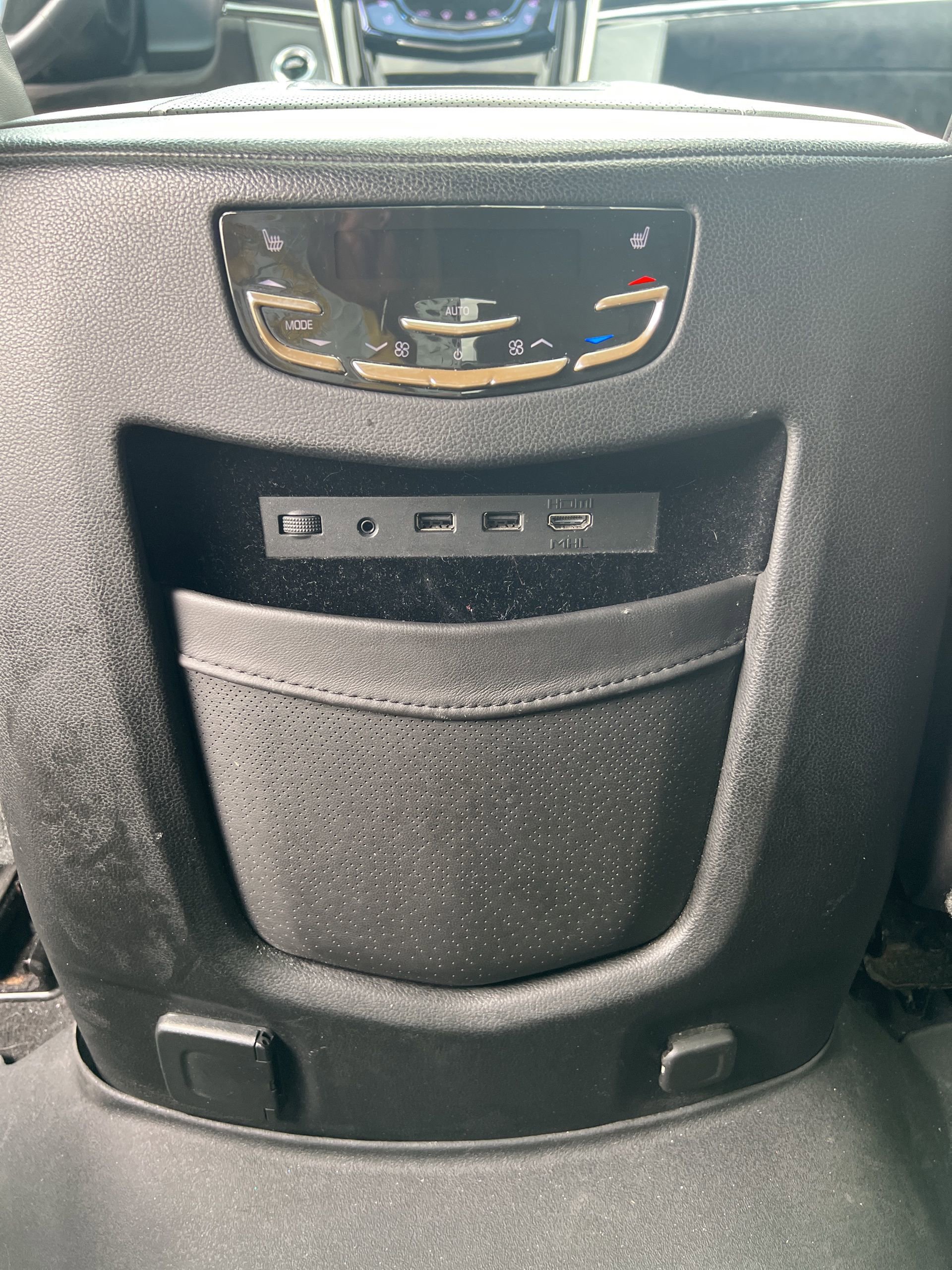 Used 2017 Cadillac Escalade Platinum AWD/4WD image 26