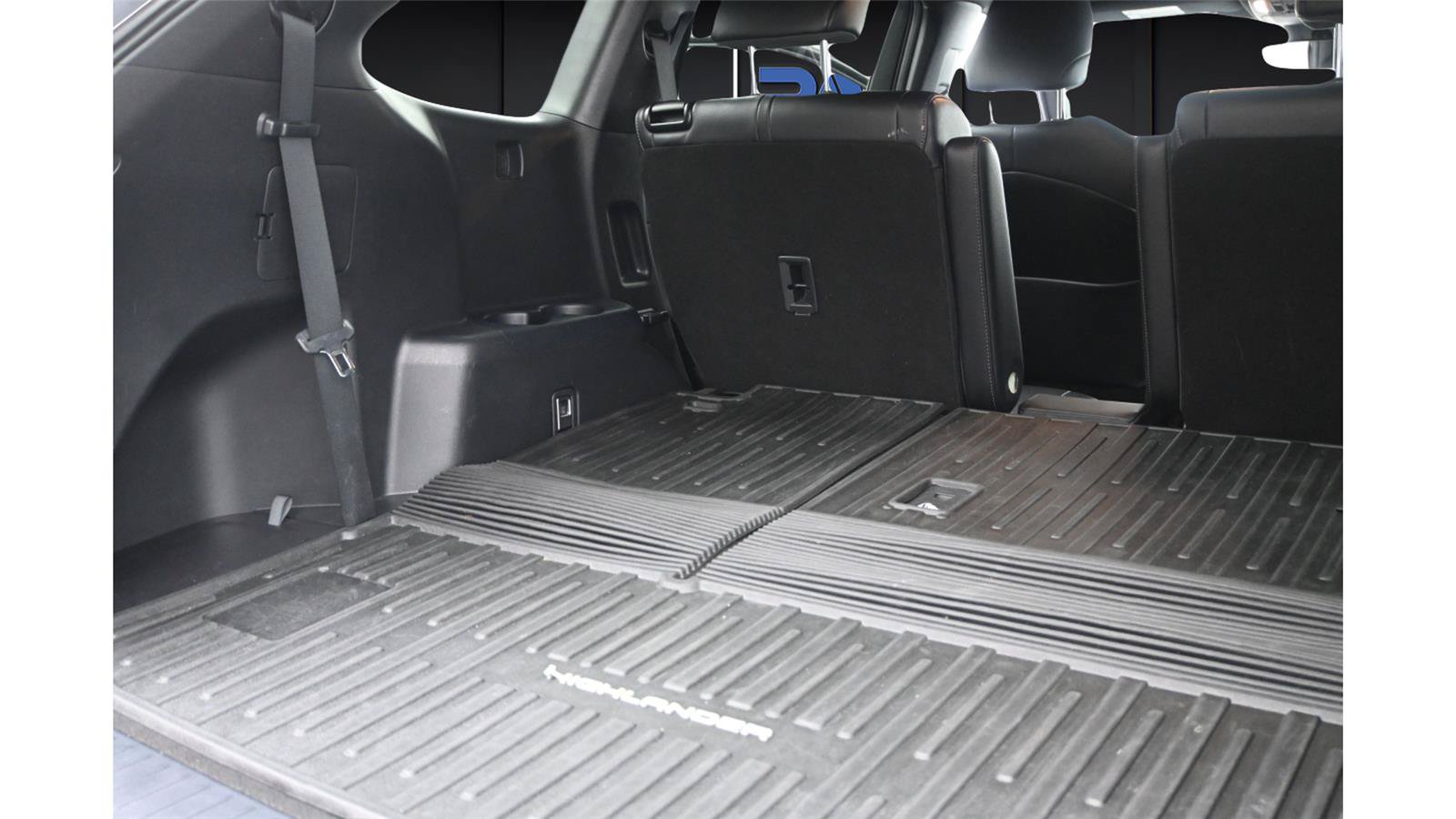 Used 2024 Toyota Highlander XSE AWD/4WD image 14