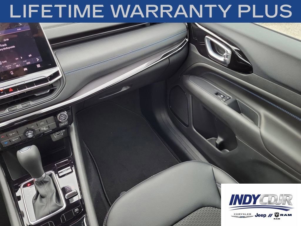 New 2026 Jeep Compass Latitude AWD/4WD image 16