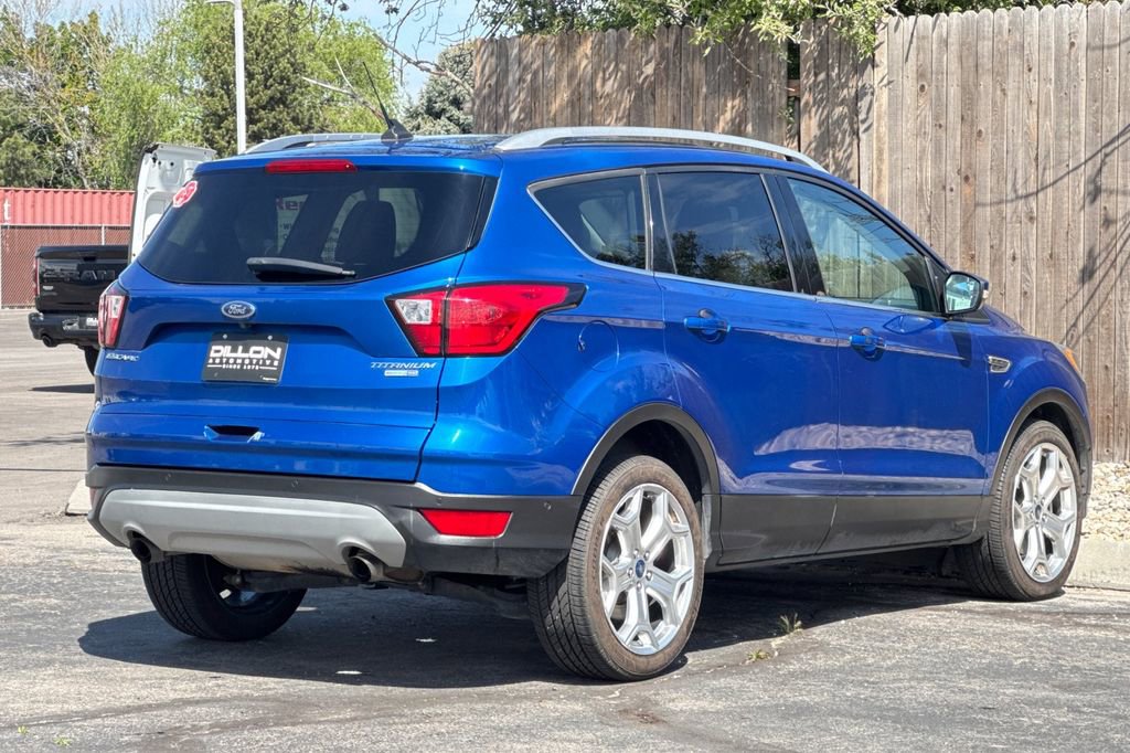 Used 2019 Ford Escape Titanium AWD/4WD image 4
