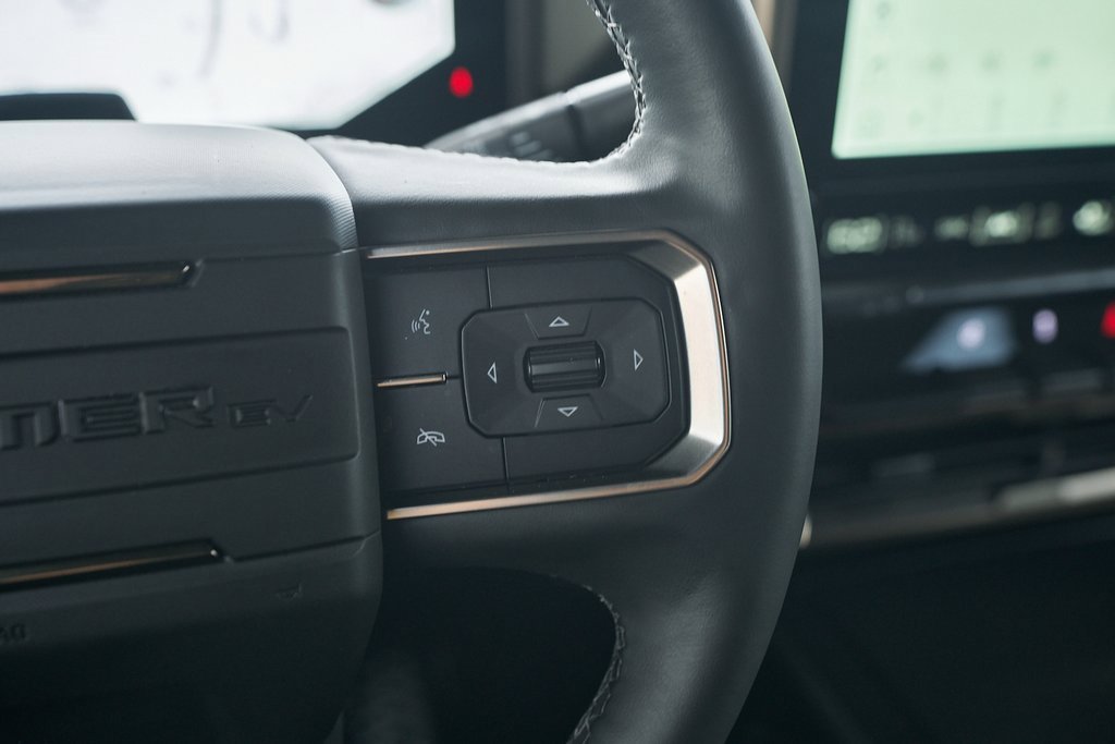 Used 2025 GMC Hummer EV 3X image 43