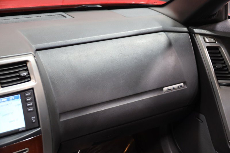 Used 2007 Cadillac XLR RWD image 58