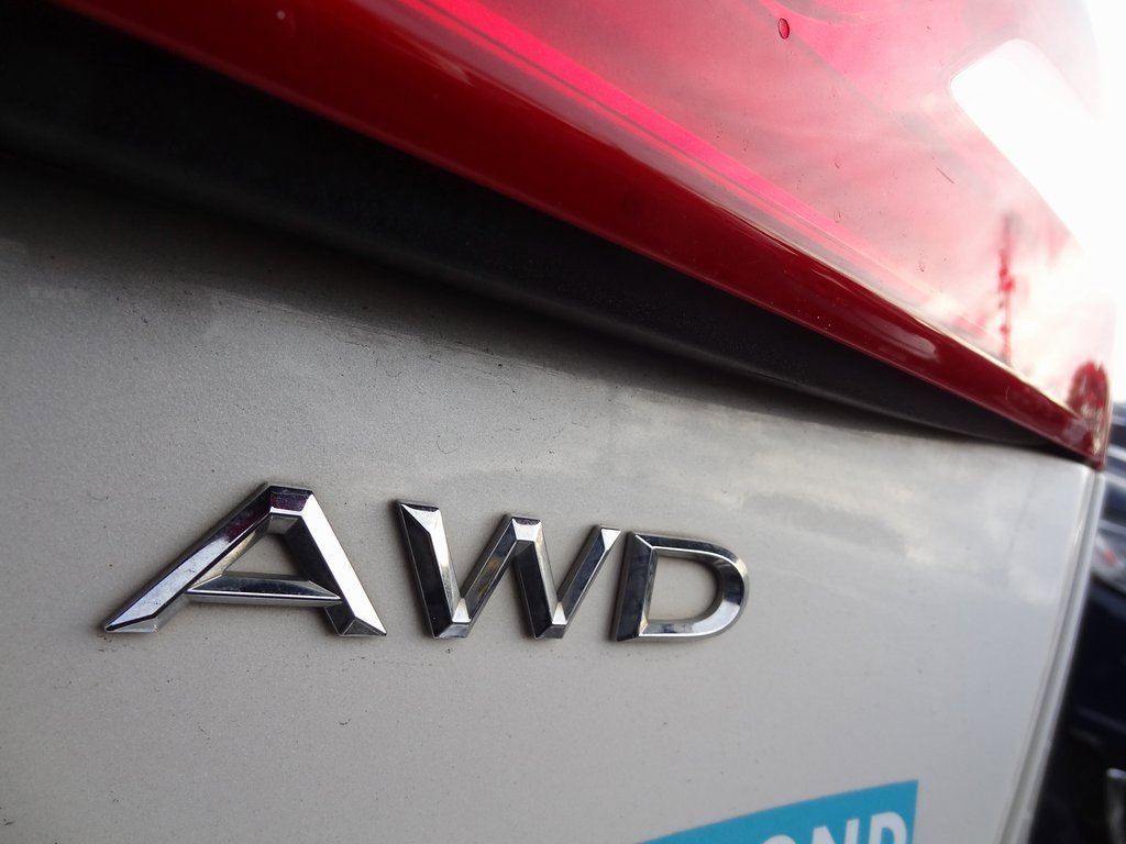 Used 2016 Lincoln MKX Reserve w/ Technology Package image 6