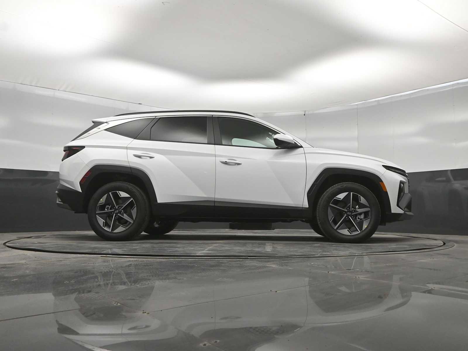 New 2026 Hyundai Tucson SEL w/ Tow & Go Package AWD/4WD image 42
