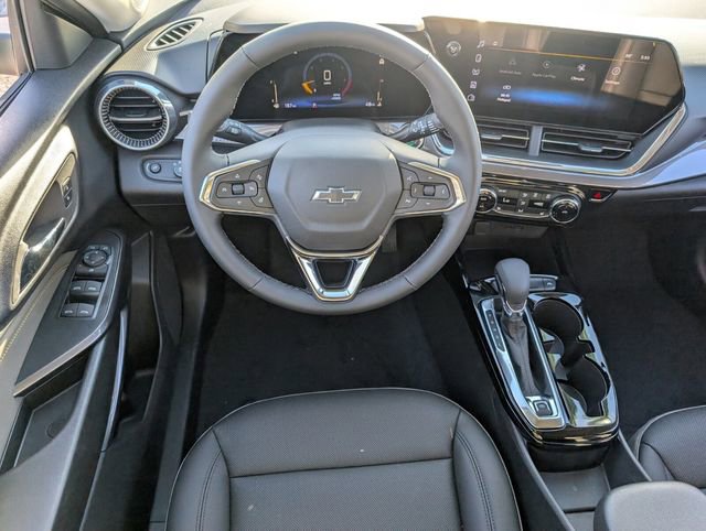 Used 2025 Chevrolet Trax ACTIV w/ Driver Confidence Package FWD image 7