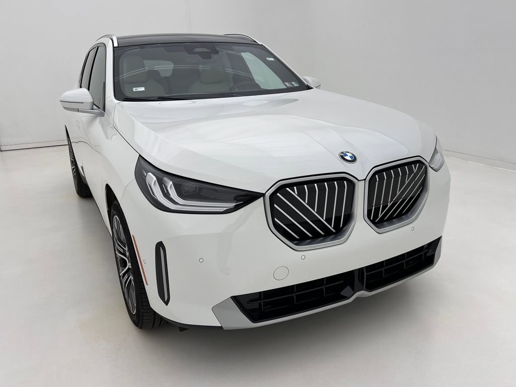 Certified 2025 BMW X3 xDrive30i w/ Convenience Package AWD/4WD image 3