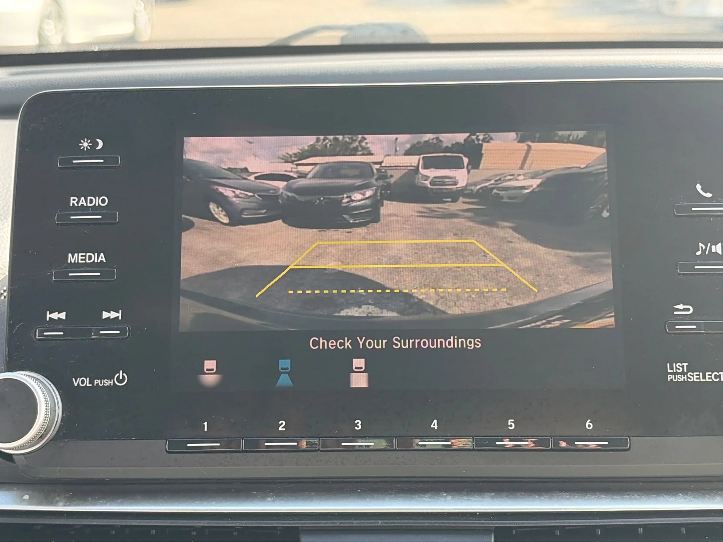 Used 2018 Honda Accord LX image 31