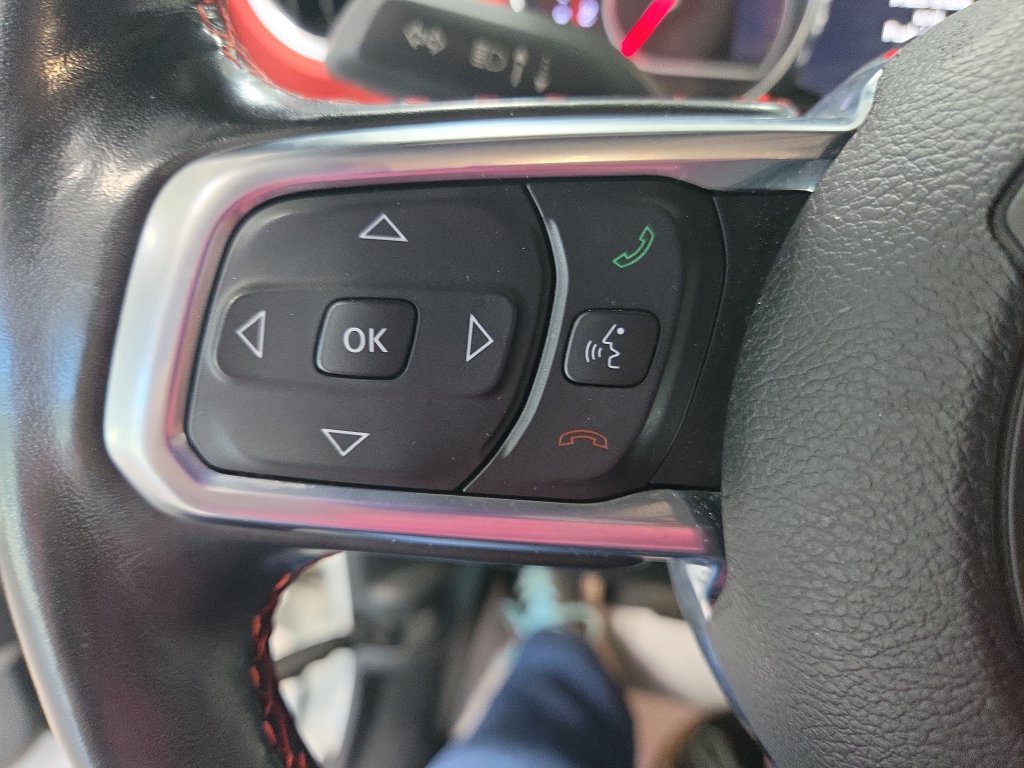 Used 2020 Jeep Wrangler Unlimited Rubicon AWD/4WD image 32