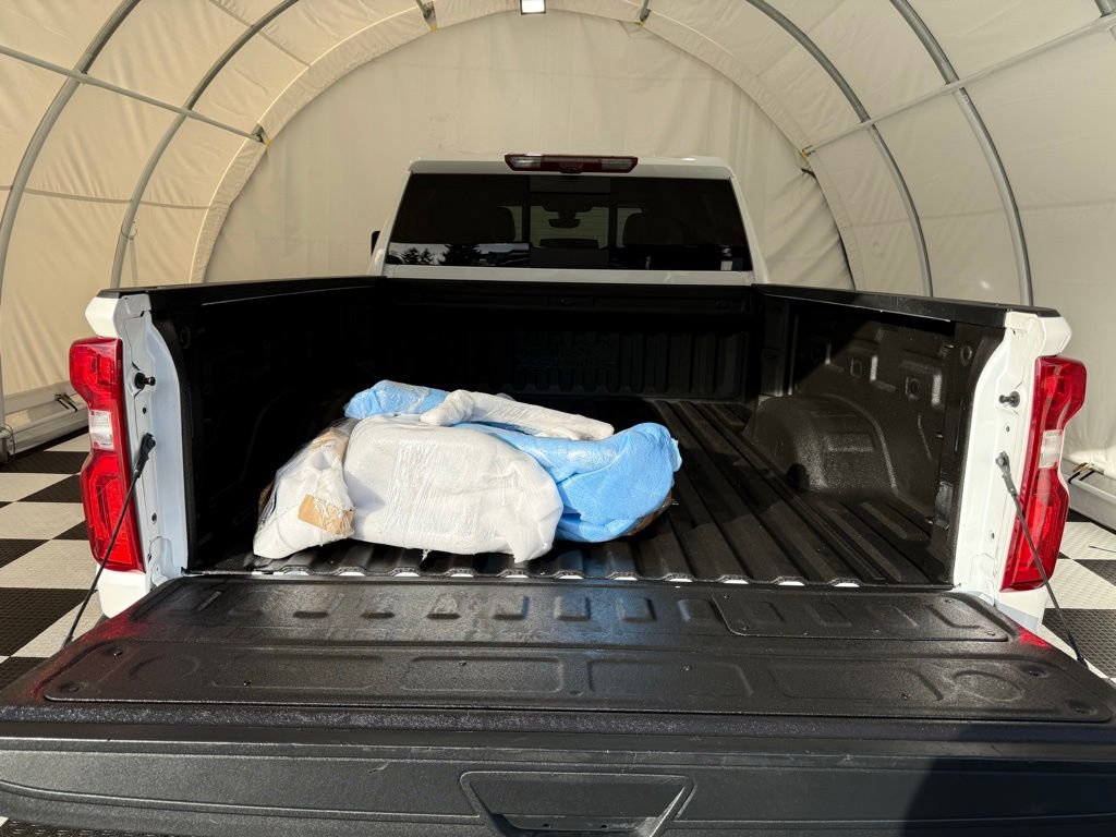 Used 2023 Chevrolet Silverado 3500 High Country w/ Z71 Off-Road Package image 4