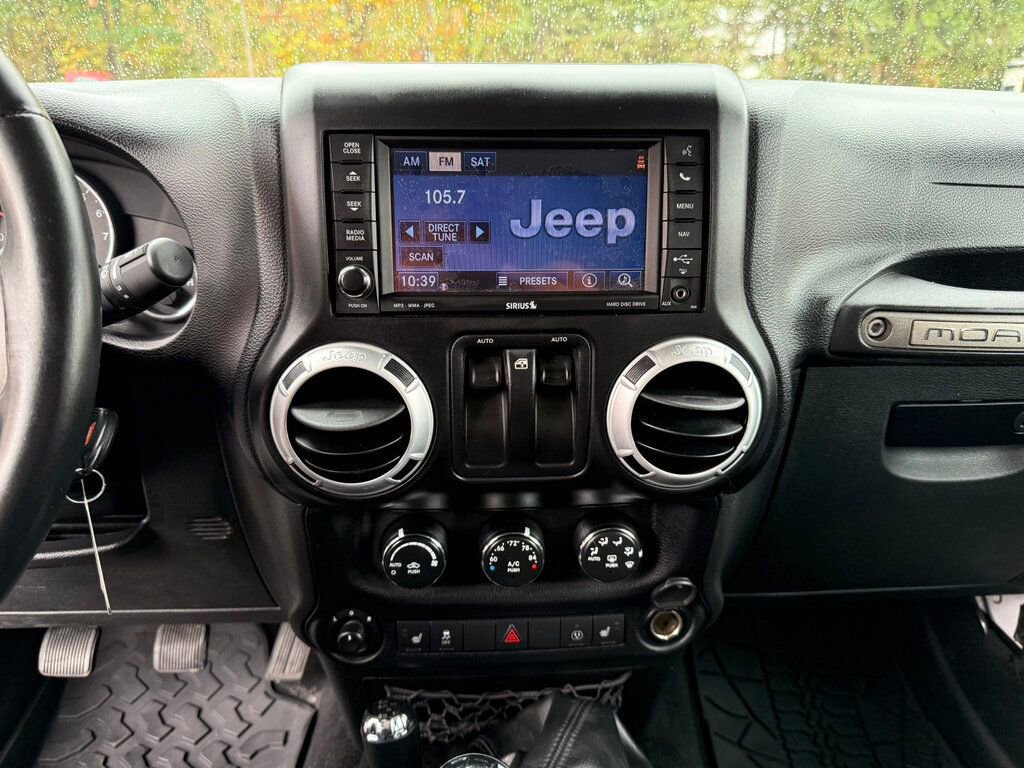 Used 2013 Jeep Wrangler Sahara image 26