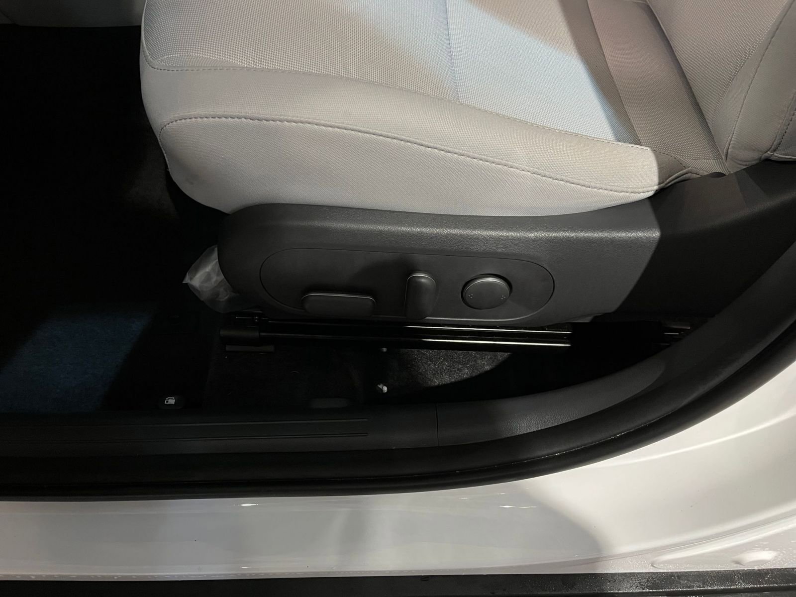 Used 2025 Hyundai Kona SEL image 22