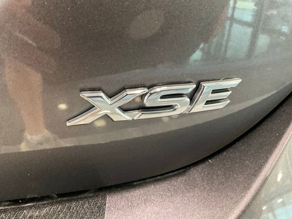 Used 2022 Toyota Camry XSE FWD image 22