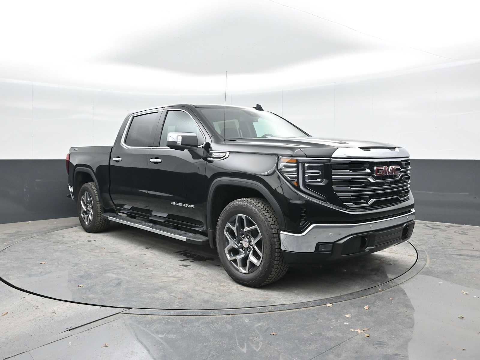 New 2026 GMC Sierra 1500 SLT w/ SLT Premium Package image 6