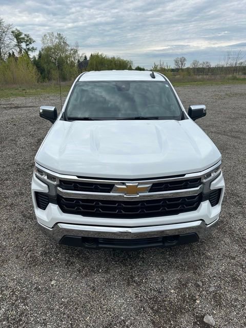 Used 2024 Chevrolet Silverado 1500 LT AWD/4WD image 9