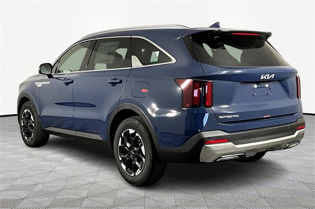 New 2026 Kia Sorento S image 4