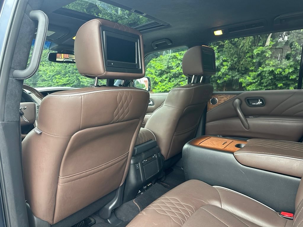 Used 2017 INFINITI QX80 Limited AWD/4WD image 12