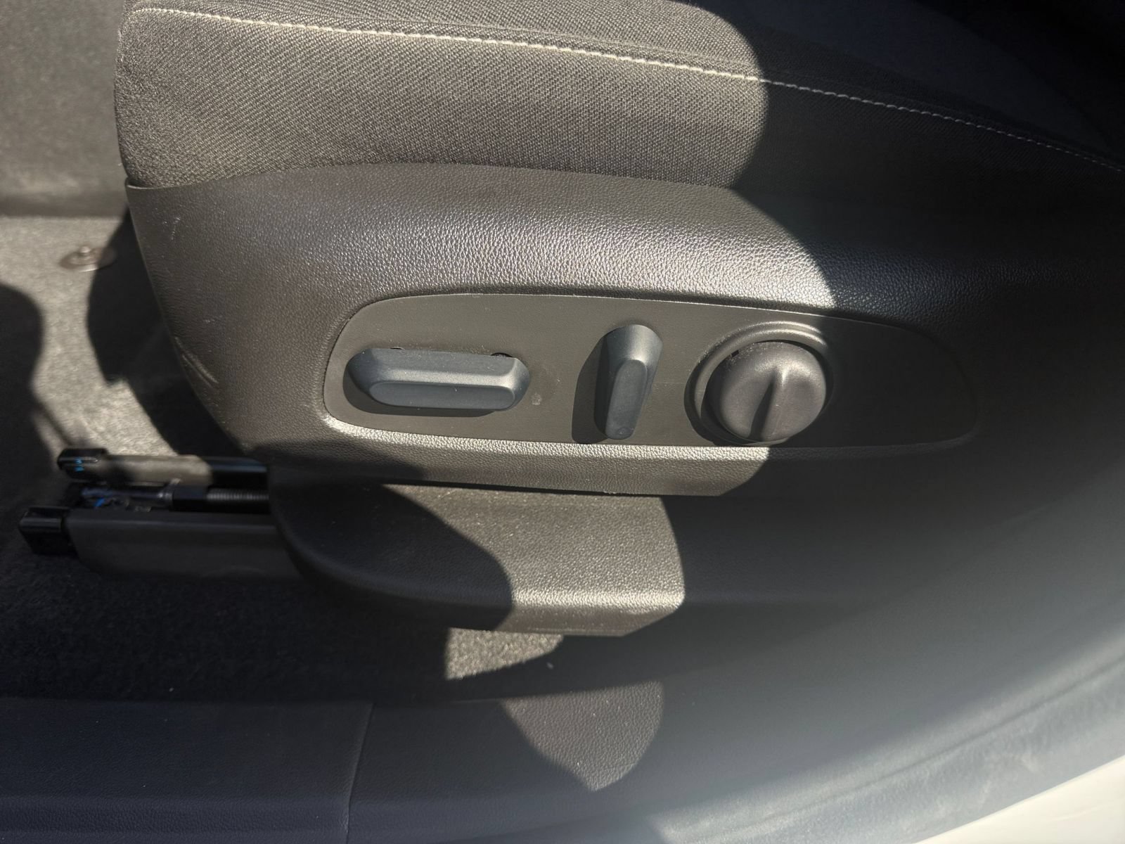 Used 2025 Chevrolet Blazer LT FWD image 22