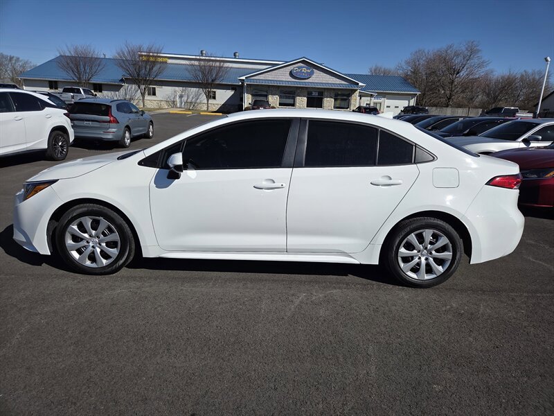 Used 2024 Toyota Corolla LE FWD image 6