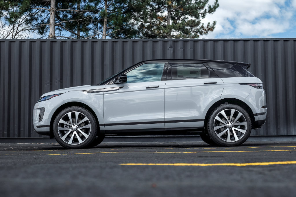 New 2026 Land Rover Range Rover Evoque S AWD/4WD image 3
