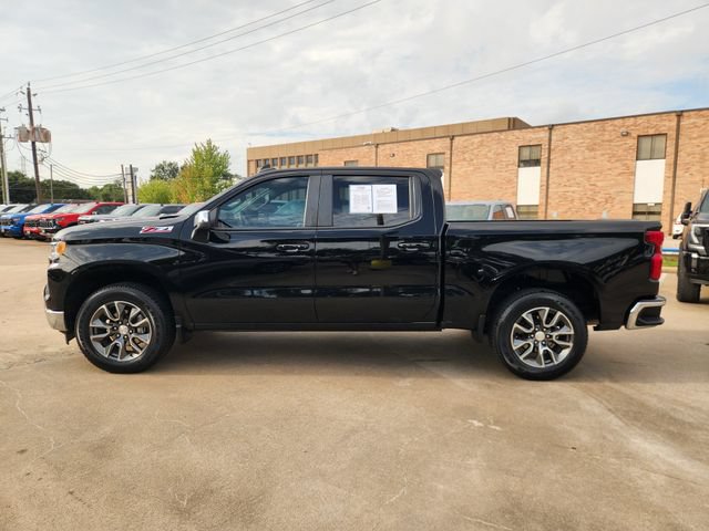 Used 2023 Chevrolet Silverado 1500 LT w/ Z71 Off-Road Package AWD/4WD image 4