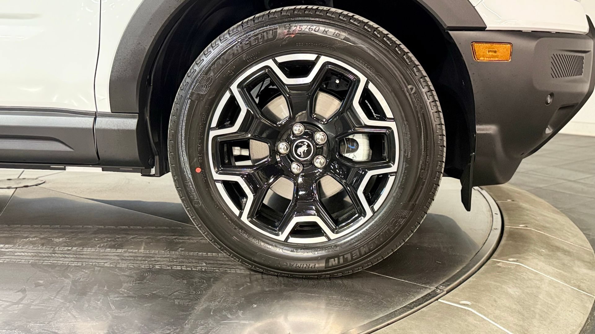 New 2026 Ford Bronco Sport Outer Banks w/ Outer Banks Tech Package+ AWD/4WD image 23