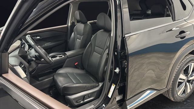 Used 2023 Nissan Rogue SL w/ SL Premium Package AWD/4WD image 9