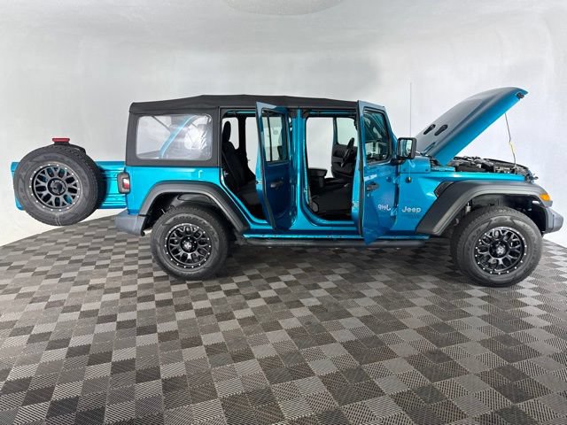 Used 2020 Jeep Wrangler Unlimited Sport AWD/4WD image 13