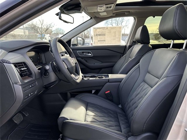 New 2026 Nissan Rogue Platinum w/ Platinum Premium Package image 16