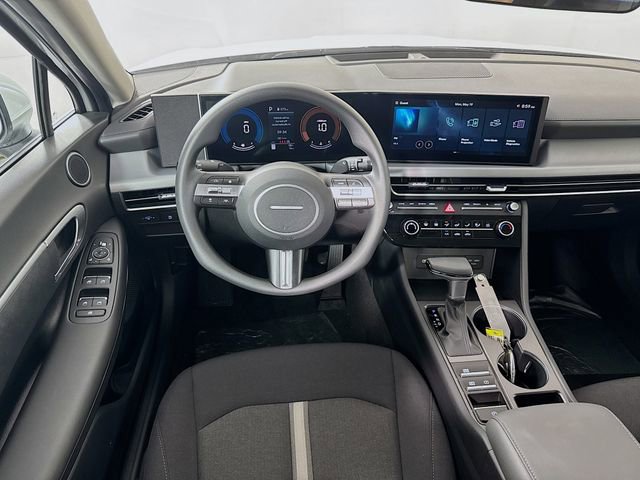 Used 2025 Hyundai Sonata SE FWD image 17